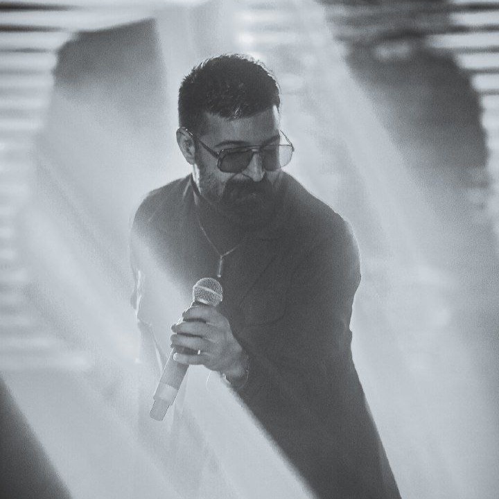دانلود آهنگ حمید هیراد میریزم سر راهت سبد سبد سبد گل دانلود آهنگ حمید هیراد میریزم سر راهت سبد سبد سبد گل